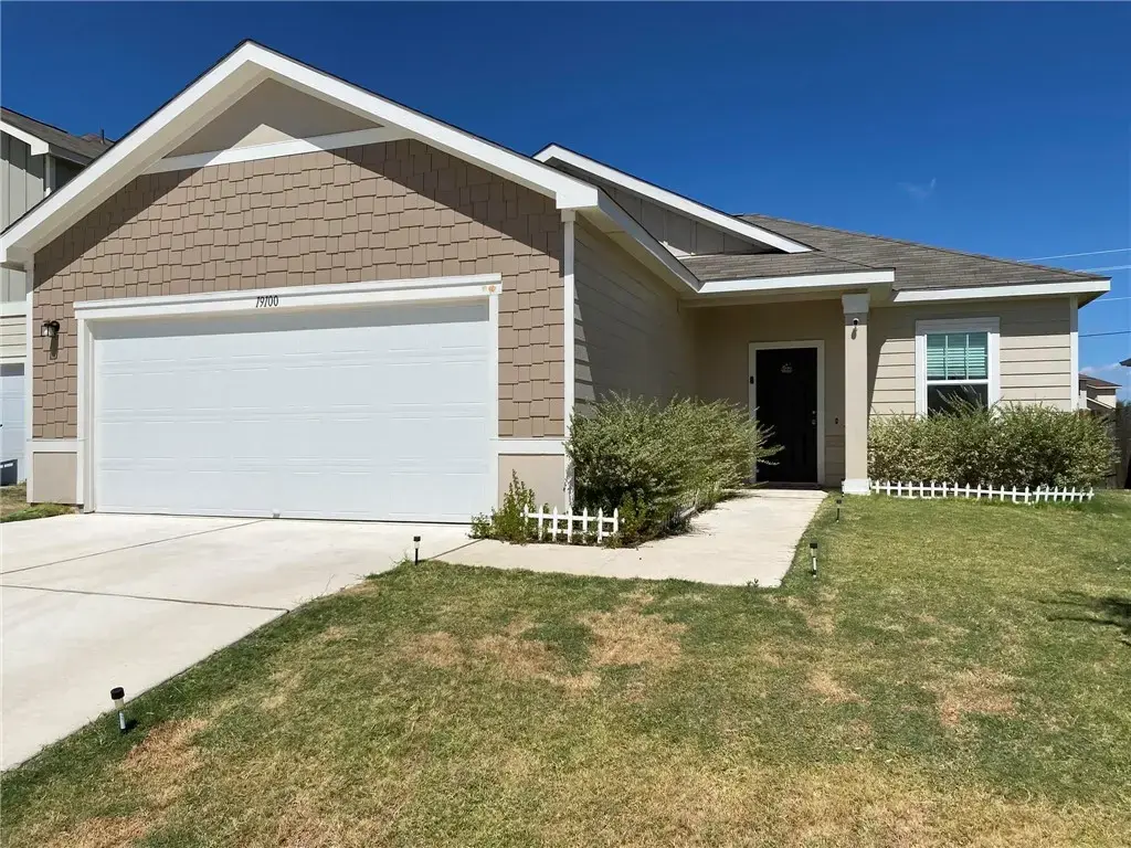 19100 George Norris Drive, Manor