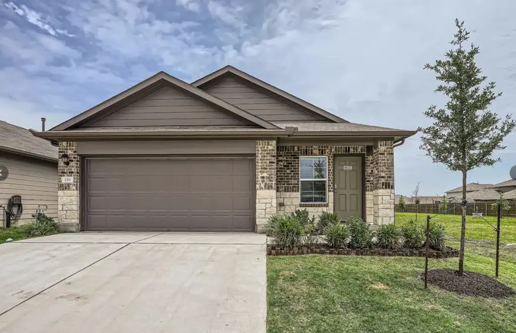 259 Levi Landing, Kyle