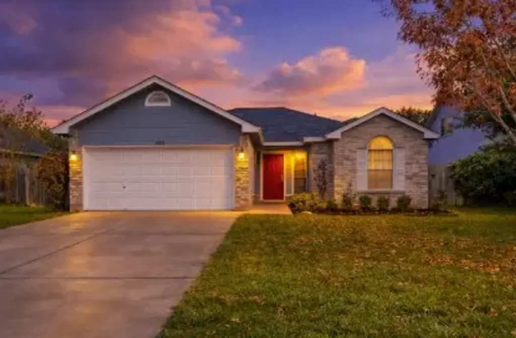 351 Zebra Drive, Kyle
