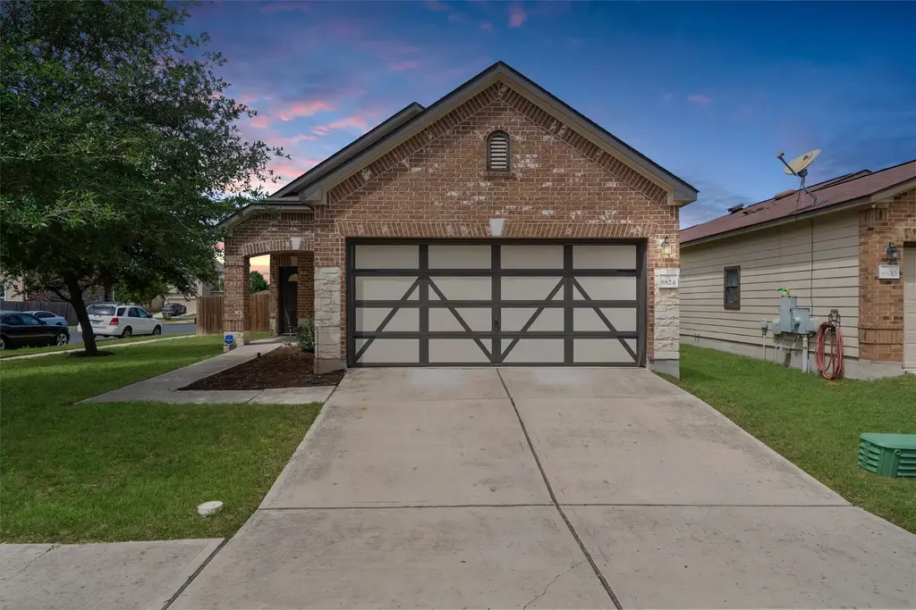 8824 Stambourne Street, Austin