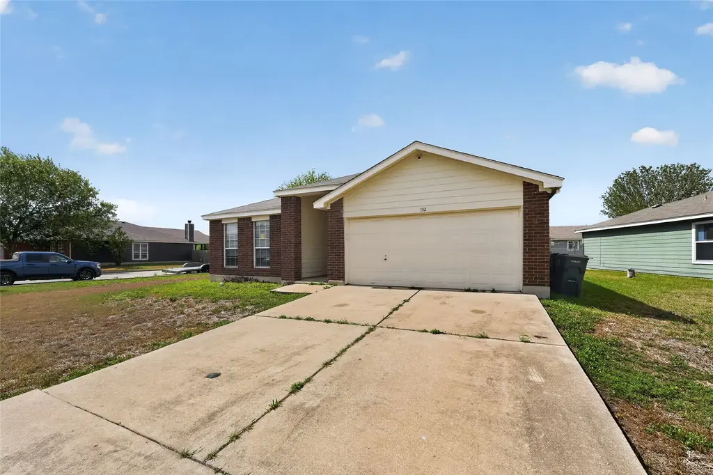 152 Eagle Drive, Luling