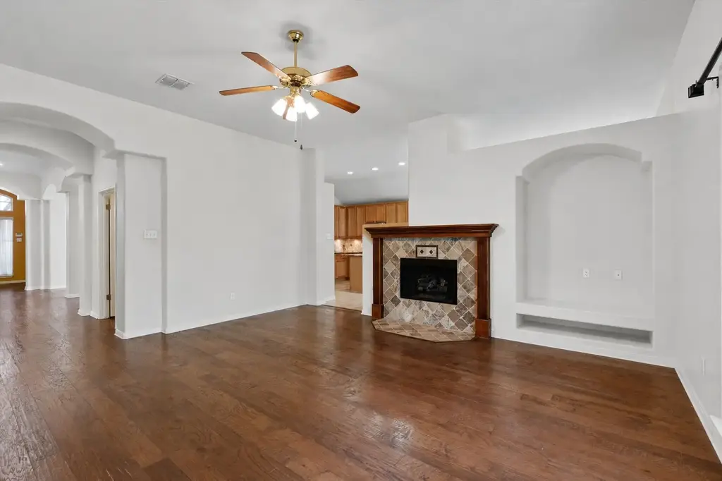 6814 Thistle Hill Way, Austin
