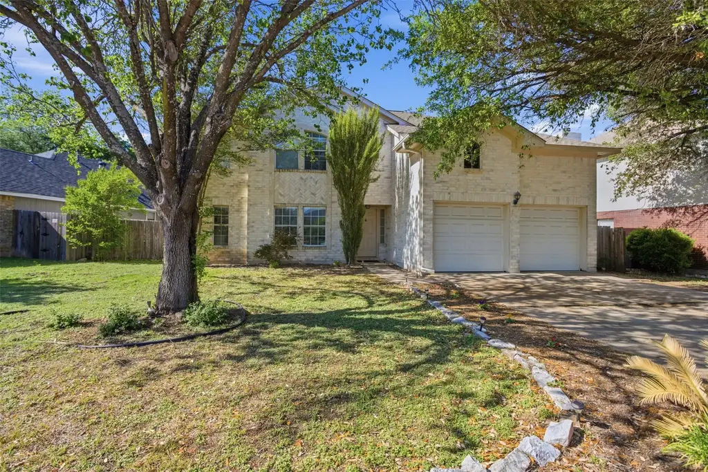 2106 Logan Drive, Round Rock