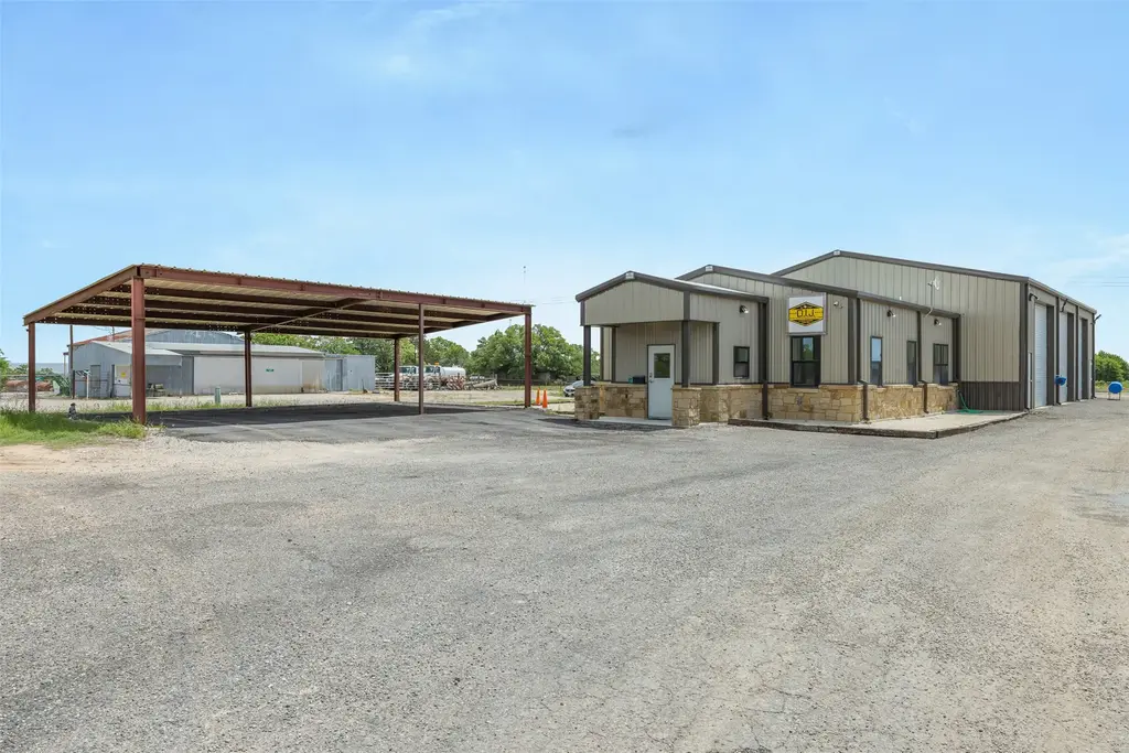 1480 Fm 141, Giddings