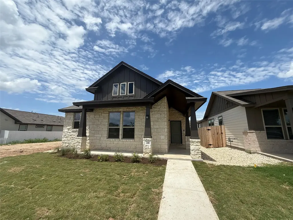 348 Glocken Lane, Kyle