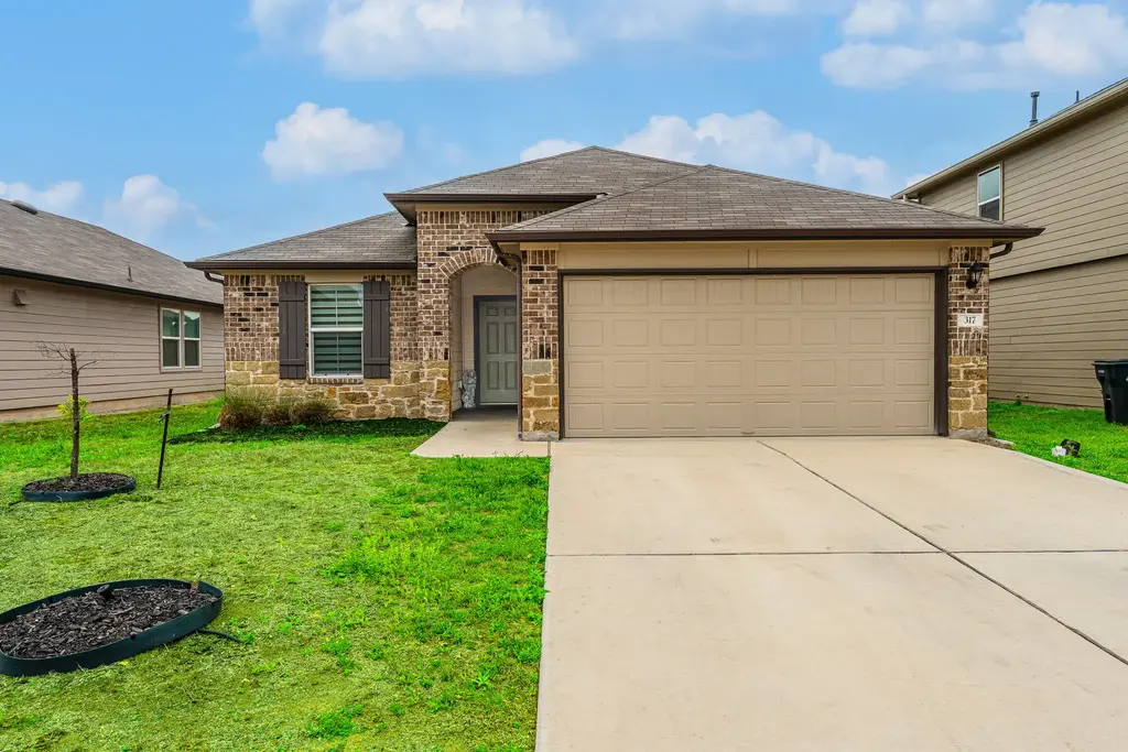 317 Lily Pond Trail, San Marcos