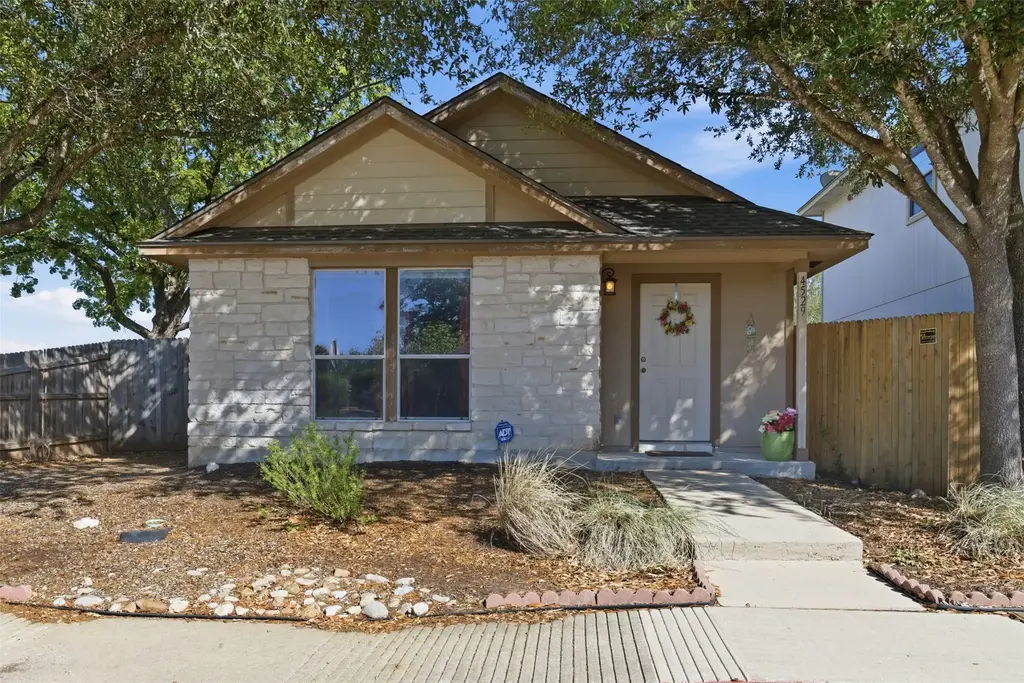 4529 Secure Lane 31, Austin