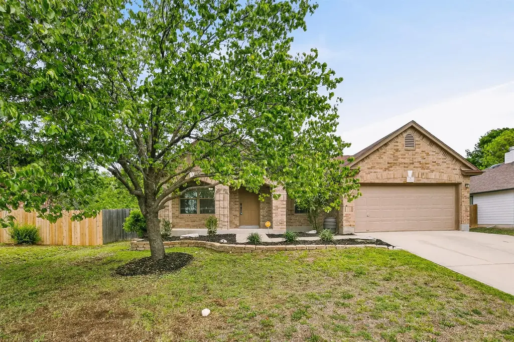 242 Wildwood Drive, Georgetown