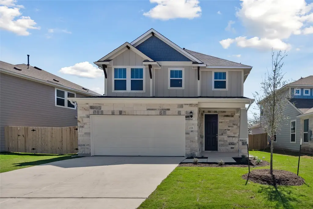 221 Bent Creek Lane, Georgetown