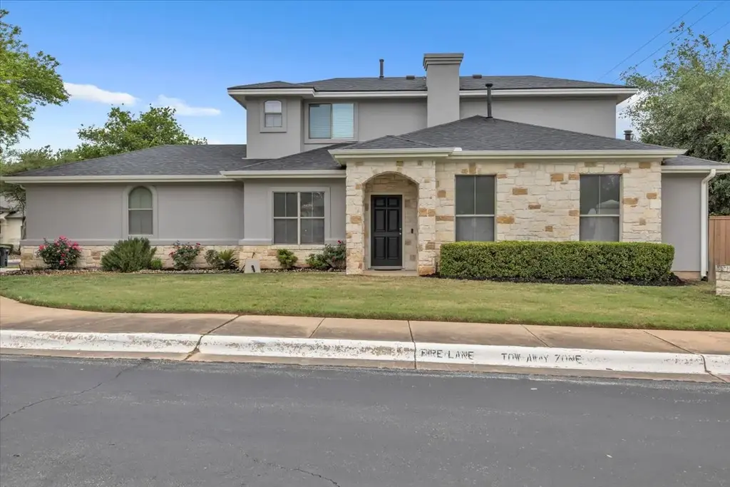11558 Spicewood Parkway 18, Austin