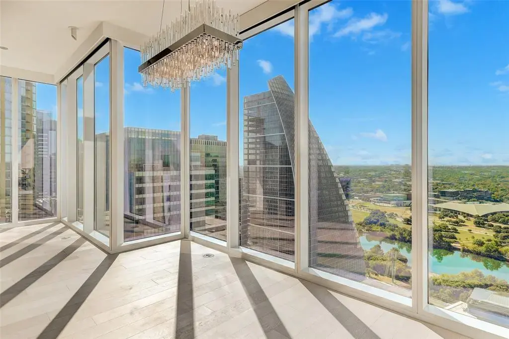 301 West Avenue 3105, Austin