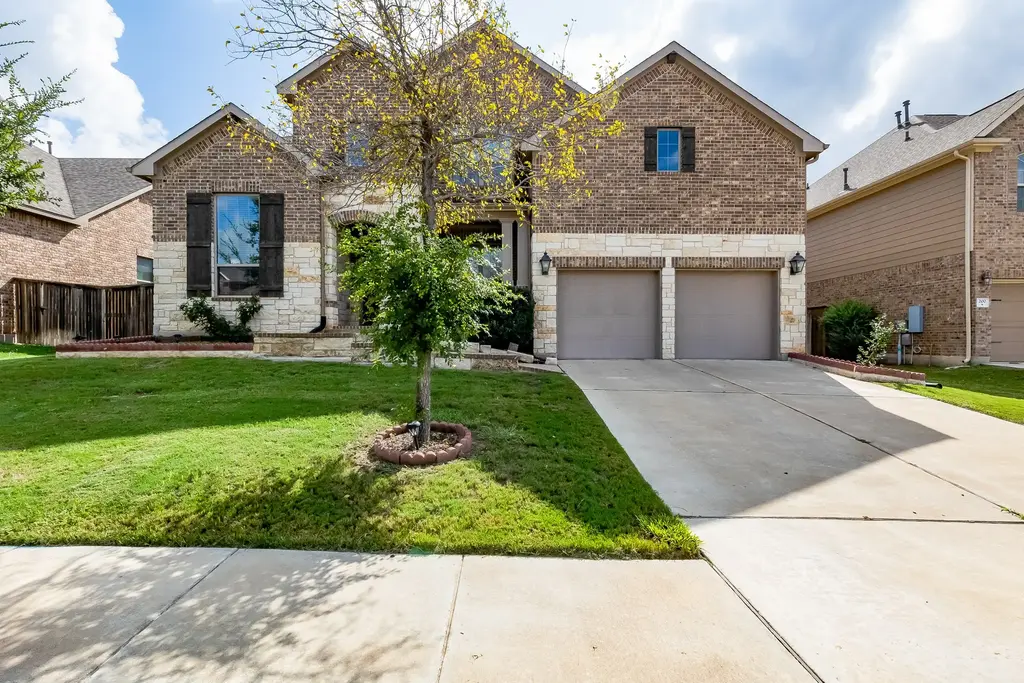 204 Lady Bird Lane, Georgetown
