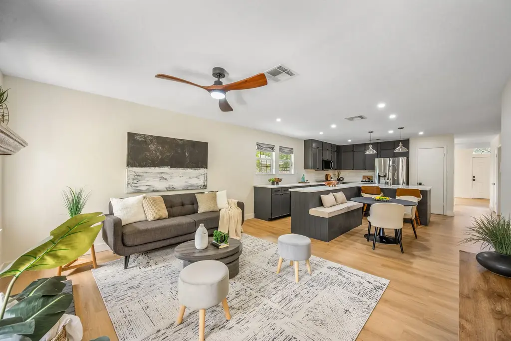 8322 Doe Meadow Drive, Austin