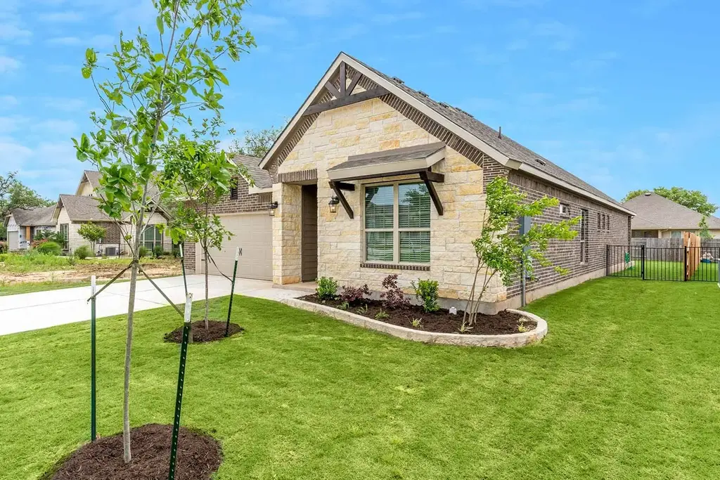 1405 Horizon View Drive, Georgetown