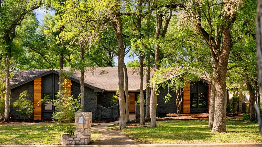 9107 Cedar Crest Drive, Austin