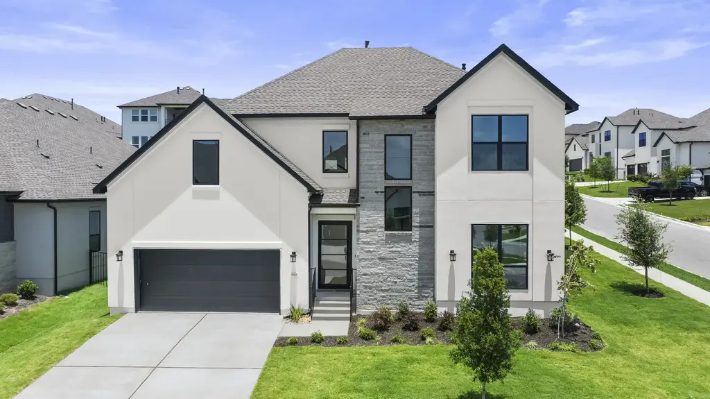 5005 Colombo View, Leander