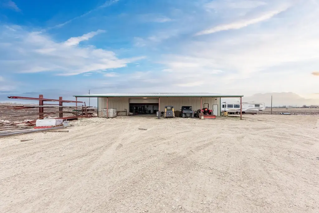 1889 County Road 487, Taylor