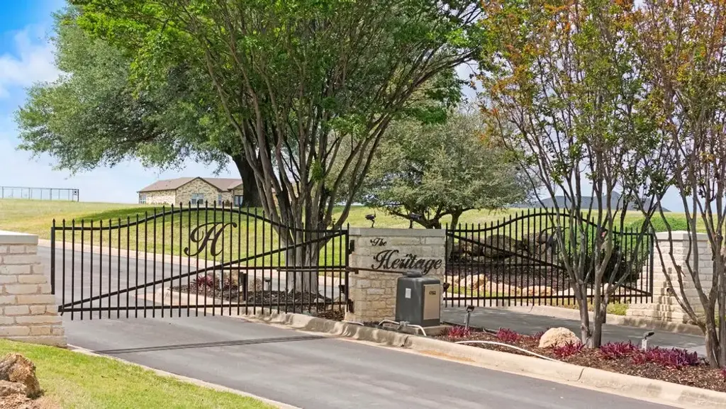 377 Heritage Loop, Hutto