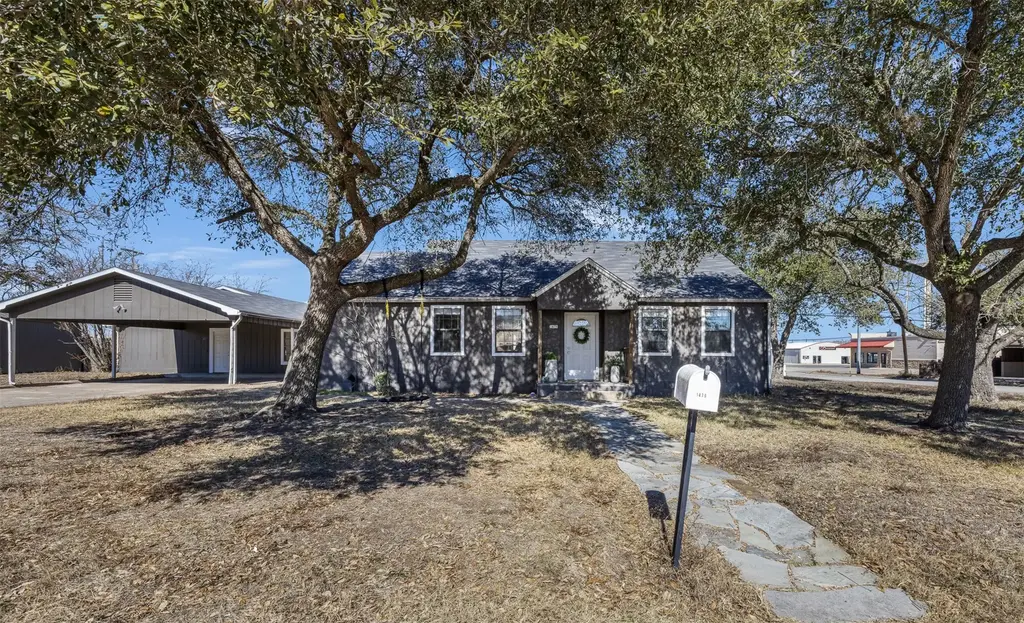 1479 E Hempstead Street, Giddings
