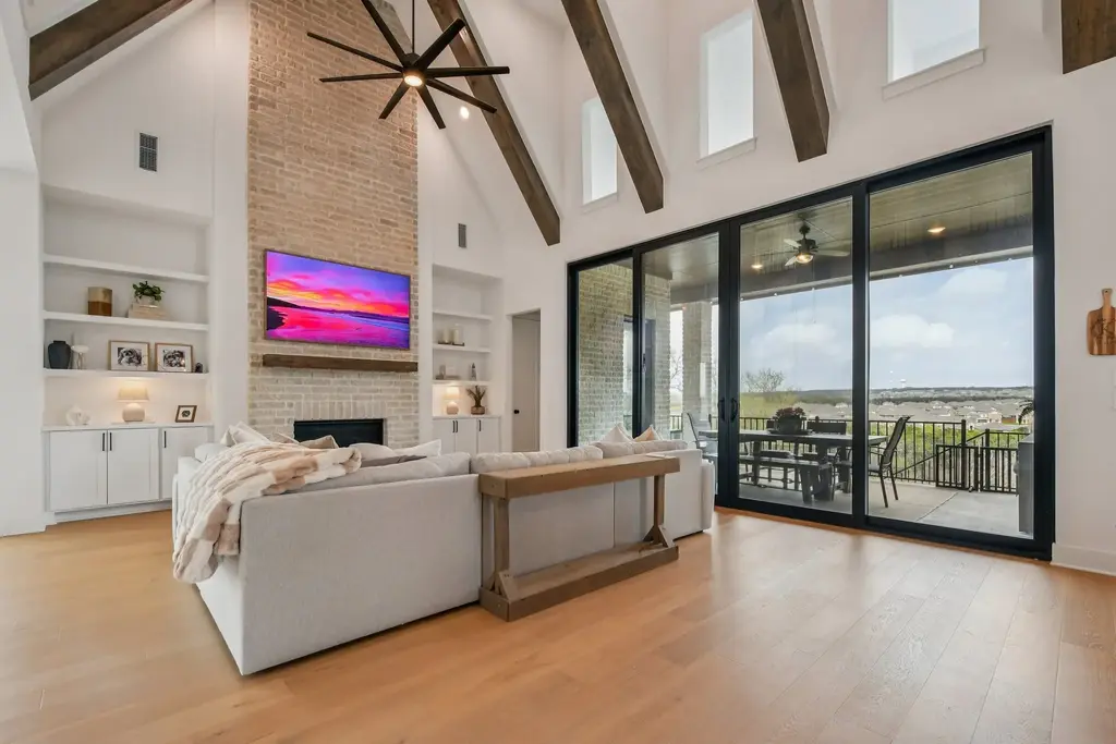 1652 Hosanna Grande Way, Leander