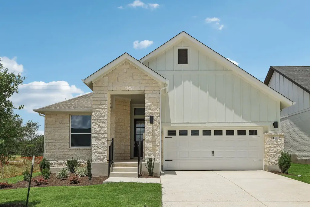 135 Comfort Drive, Buda