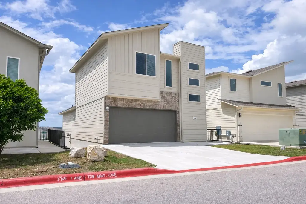 6104 Steep Cactus Trail, Austin