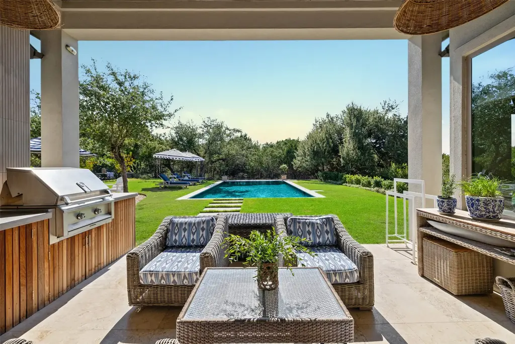 16104 Golden Top Drive, Austin