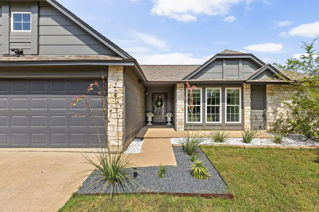 8000 Treehouse Lane, Austin