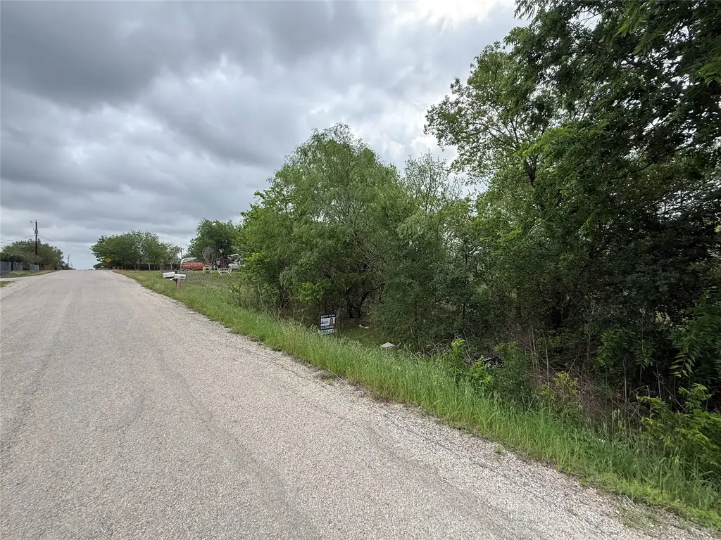 Dickerson Road, Kyle