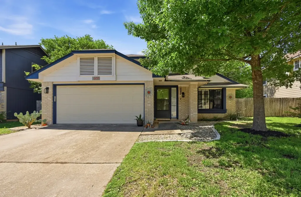 605 Brookside Pass, Cedar Park