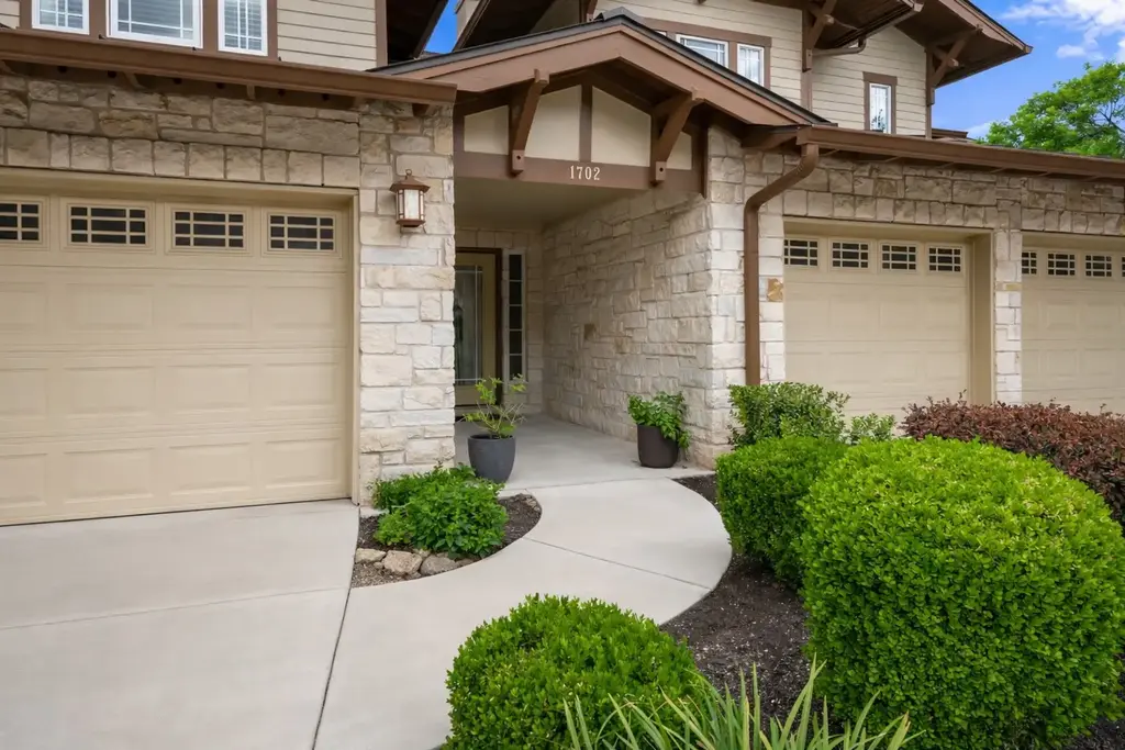 2930 Grand Oaks Loop 1702, Cedar Park
