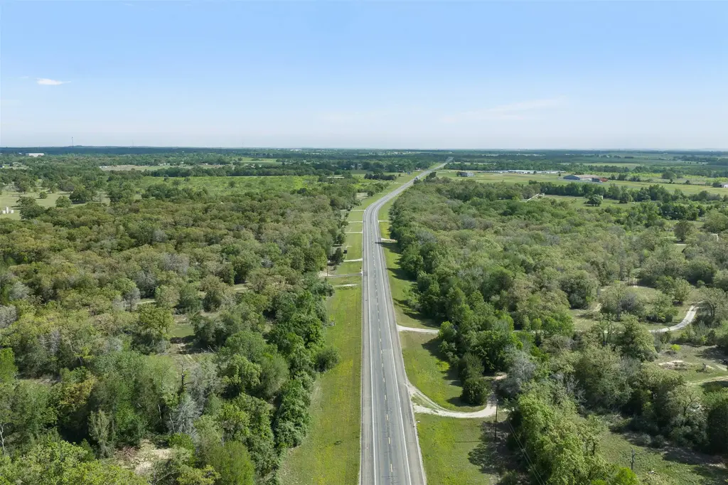 2642 Highway 77 S, Rockdale