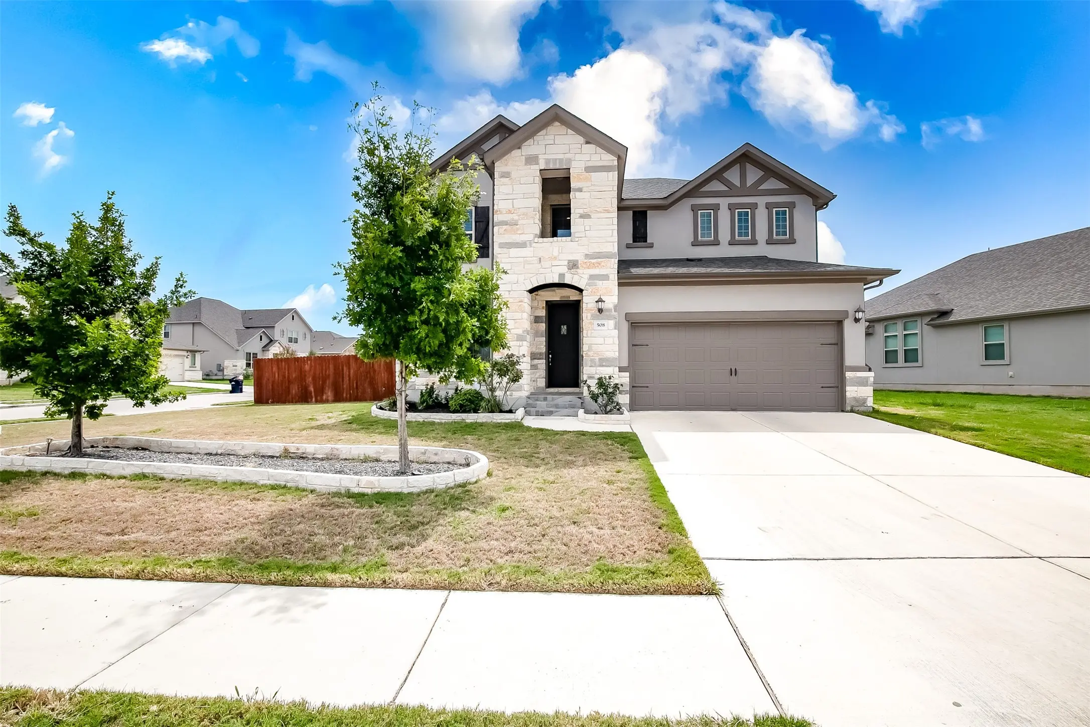 Photo of Listing #8872436