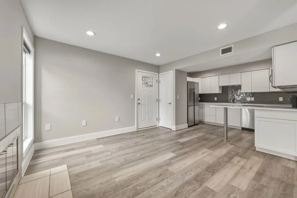 935 La Posada Drive 144, Austin