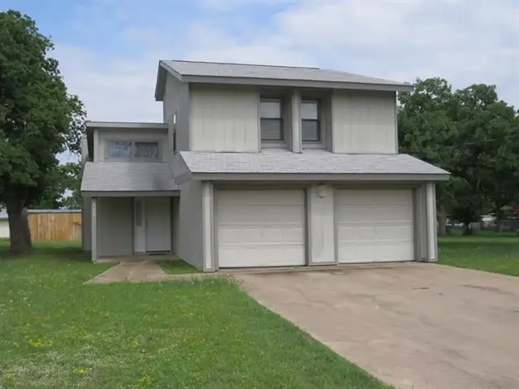 110 N Ridgeview, Buchanan Dam