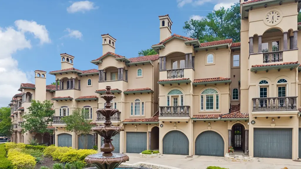 1529 Barton Springs Road 9, Austin
