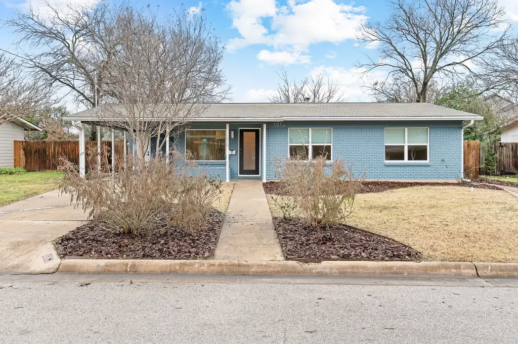 1310 Dwyce Drive, Austin