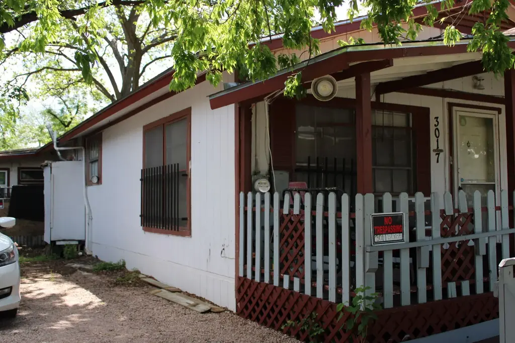 3017 Lyons Road, Austin