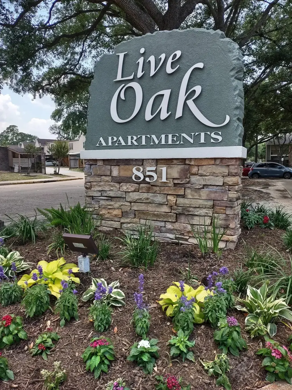 851 Threadneedle Street 215, Houston