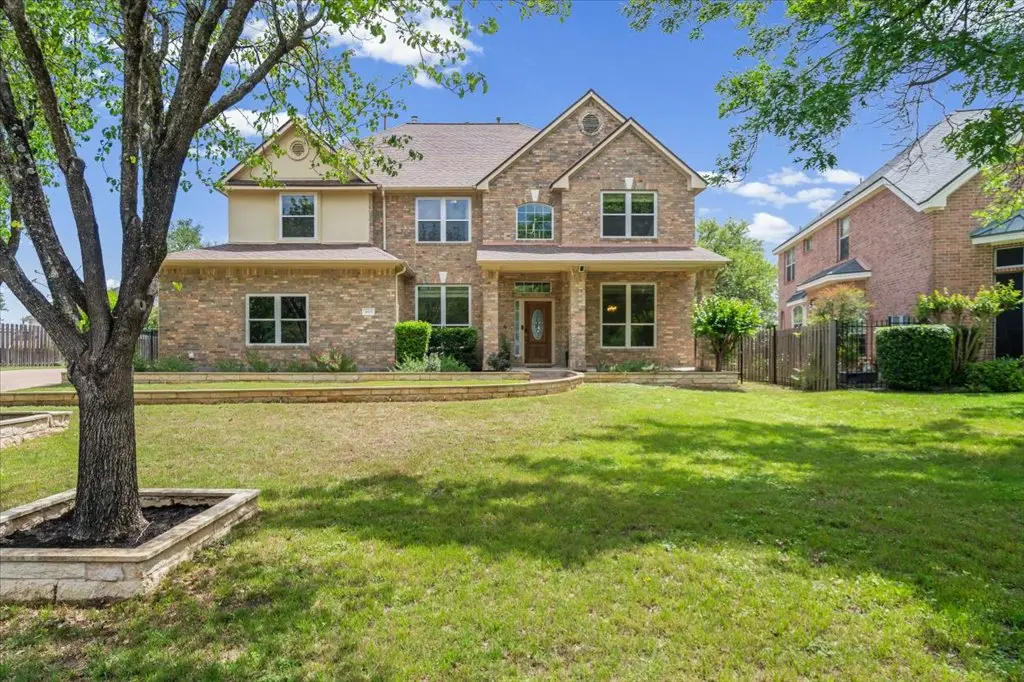 Photo of Listing #2353529