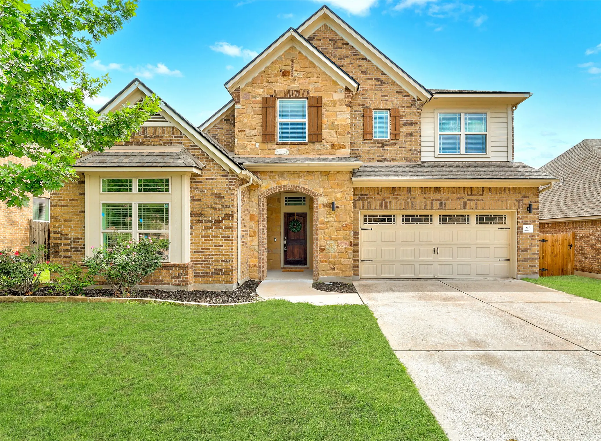 Photo of Listing #1050117