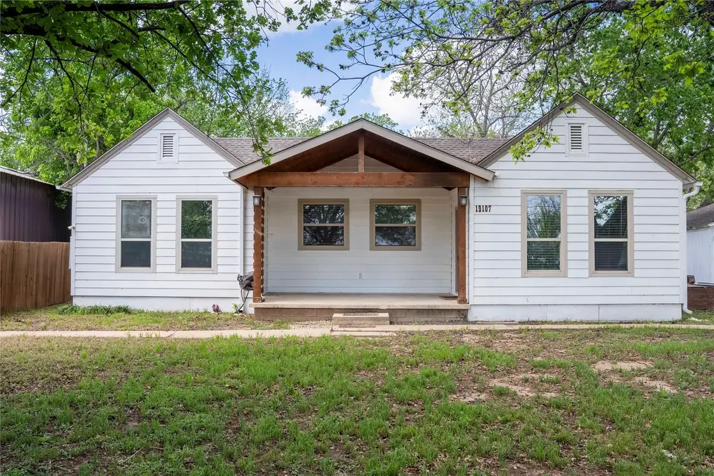 19107 Fm 969 Road, Webberville