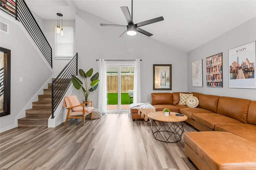 5405 Meadow Crest, Austin