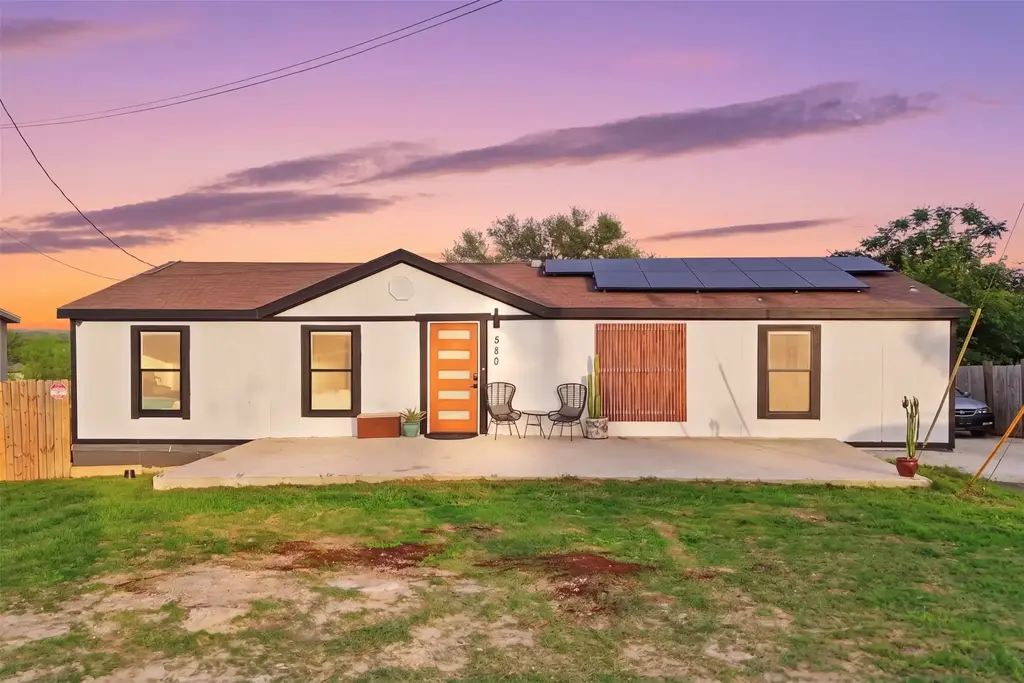 580 Railyard Drive, Kyle