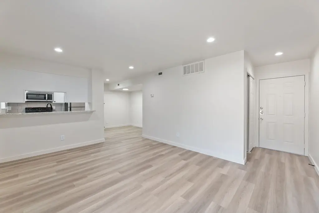 3819 Southway Drive 105, Austin