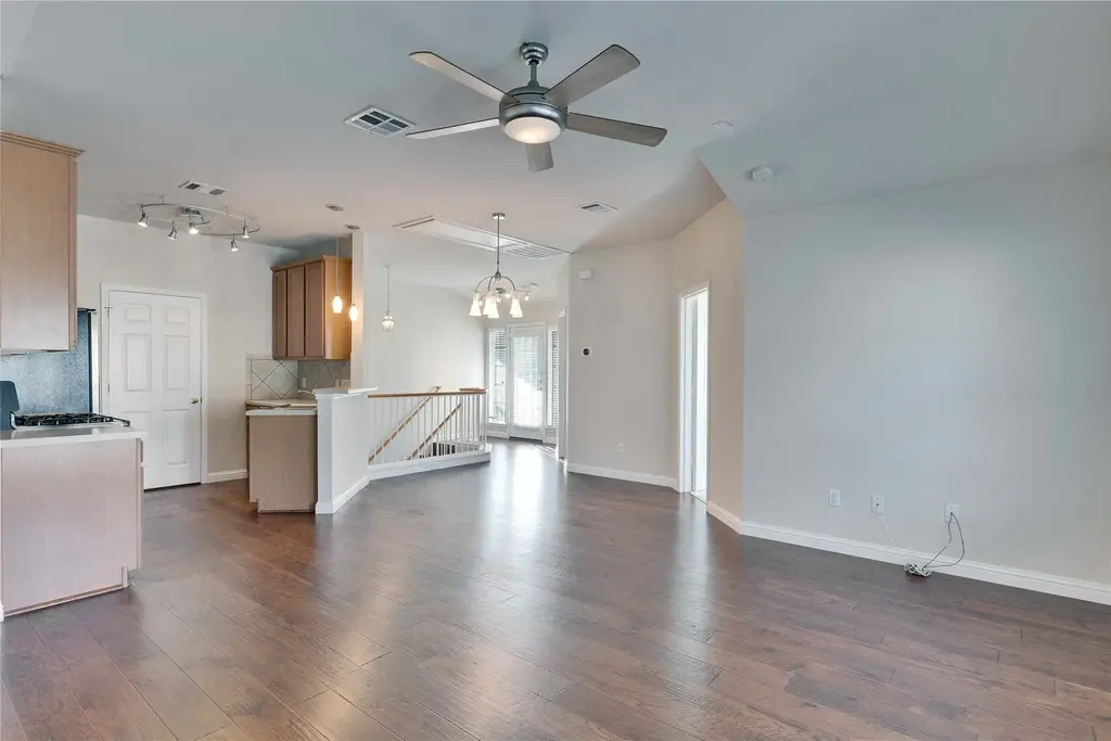 1900 Scofield Ridge Parkway 2701, Austin