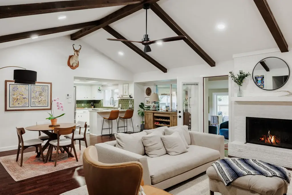 9101 Heatherwood Drive, Austin