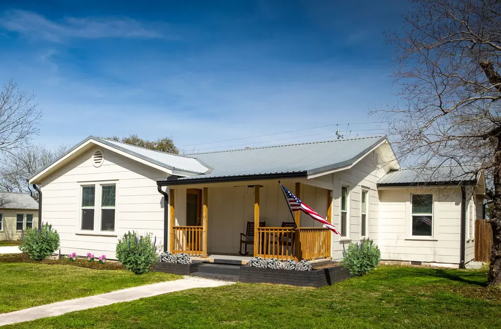 215 Paulus Street, Schulenburg