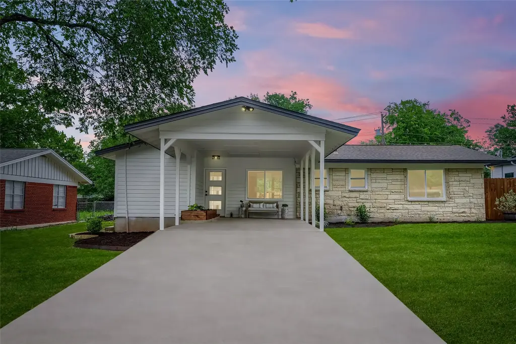 5907 Eureka Drive, Austin