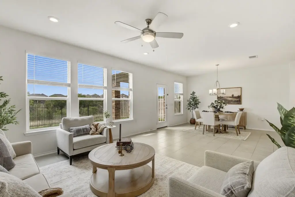 12600 Anthology Street, Manor